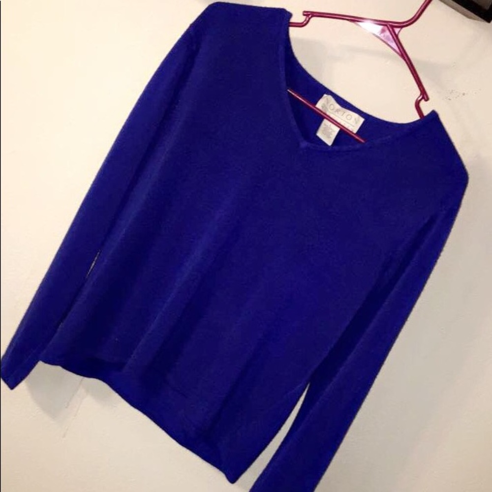 V-Neck sweater